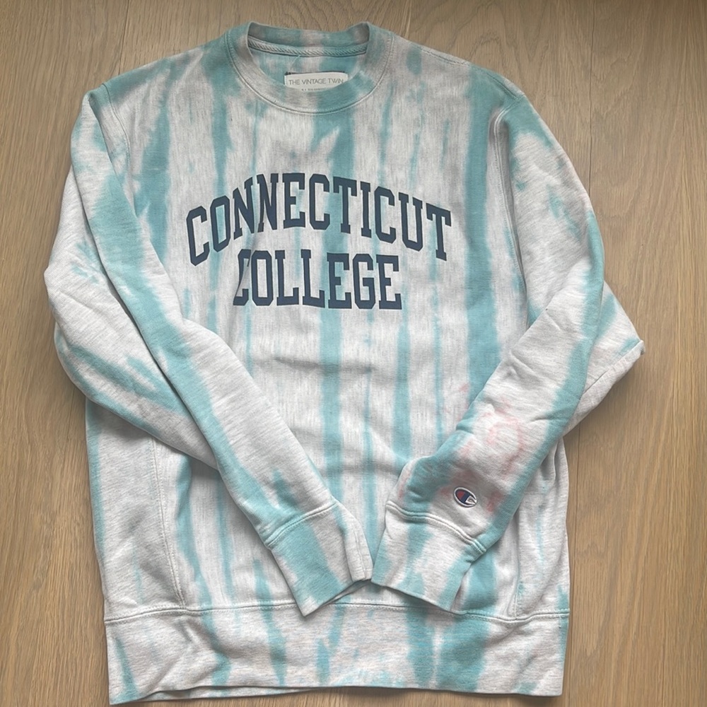 Vintage twin Connecticut College custom tie dye meant to have irregularities